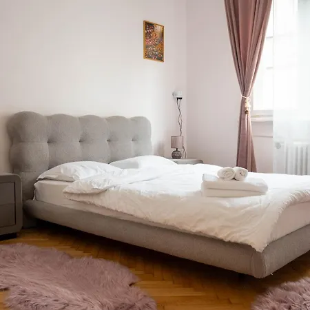 Luxury L - Radisson Calea Victoriei