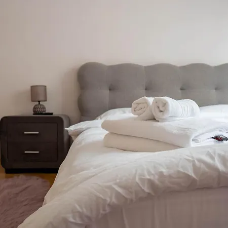 Luxury L - Radisson Calea Victoriei