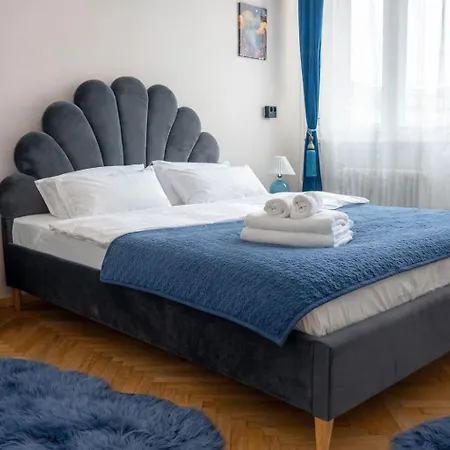 Luxury L - Radisson Calea Victoriei شقة *