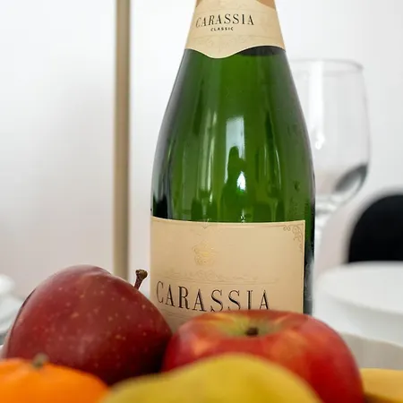 Luxury L - Radisson Calea Victoriei Apartment *